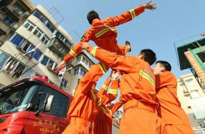 提问消防员的问题,消防员答疑