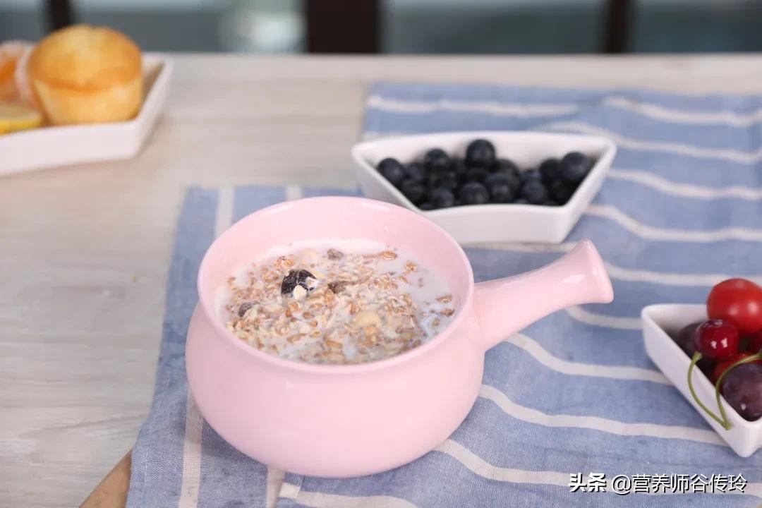 燕麦的正确吃法一周瘦多少斤,燕麦的正确吃法减脂一日三餐
