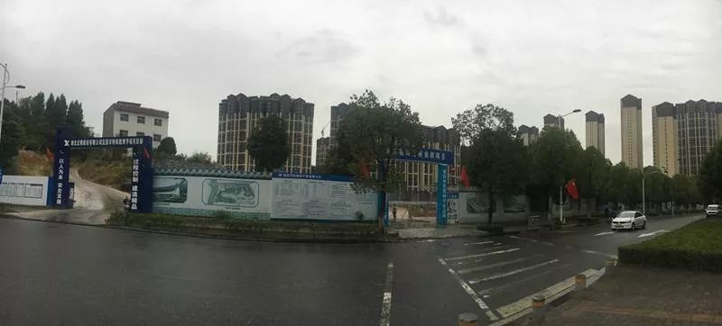 从荒无人烟到繁华都市,从蛮荒走向繁荣