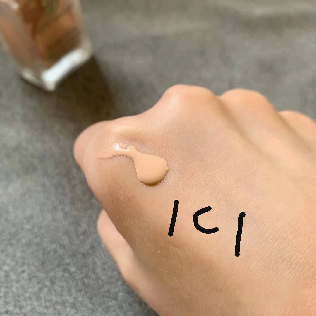 雅诗兰黛dw2c0与兰蔻哪个色号接近 (雅诗兰黛dw和兰蔻持妆粉底哪个好)