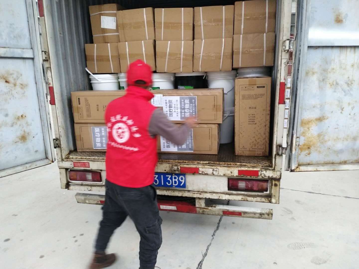 4500余名志愿者坚守抗疫一线,坚守抗疫一线贡献志愿力量