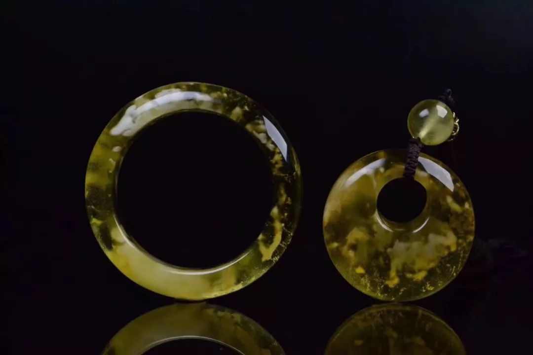 清代琥珀拍卖价格,世界上拍卖价格最高的琥珀