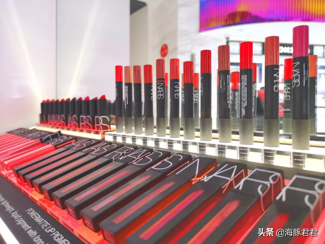 上海免税店卫星厅,浦东机场日上免税店国内出发