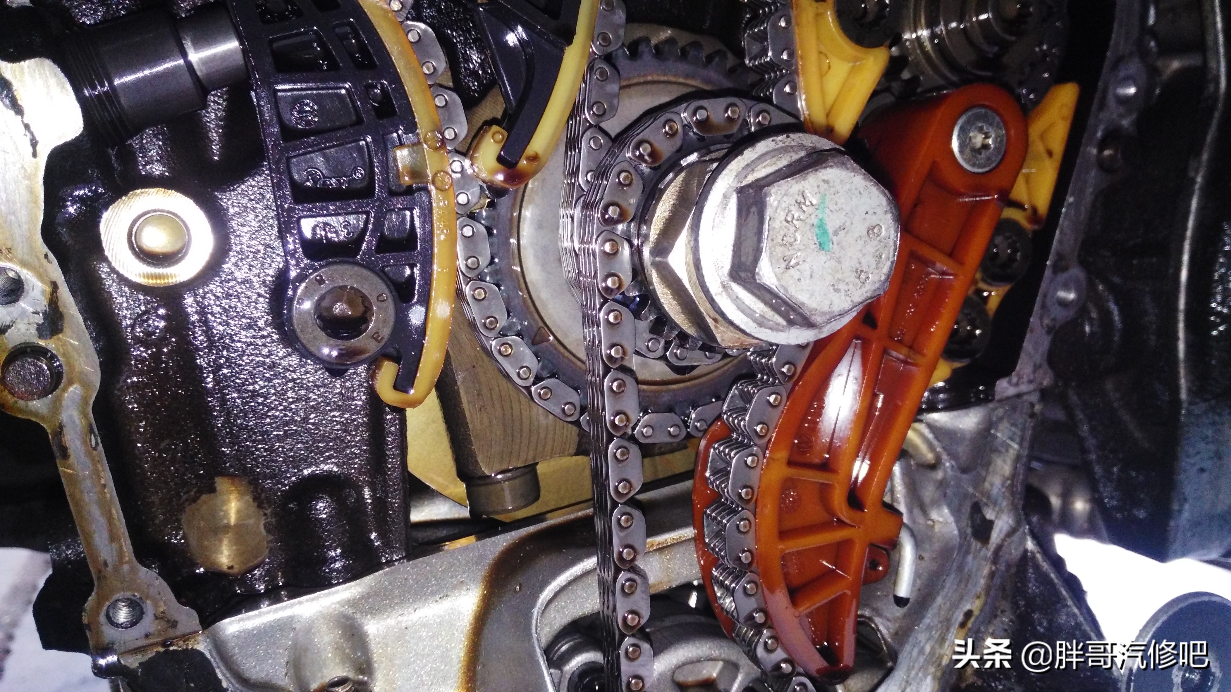 新迈腾会漏油烧机油吗,迈腾发动机漏油视频