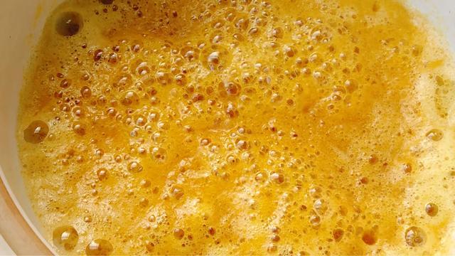 蟹黄豆腐瑶柱,蟹黄豆腐炖花胶