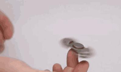 陀螺仪转动不灵活是怎么回事,陀螺仪旋转不倒的原理