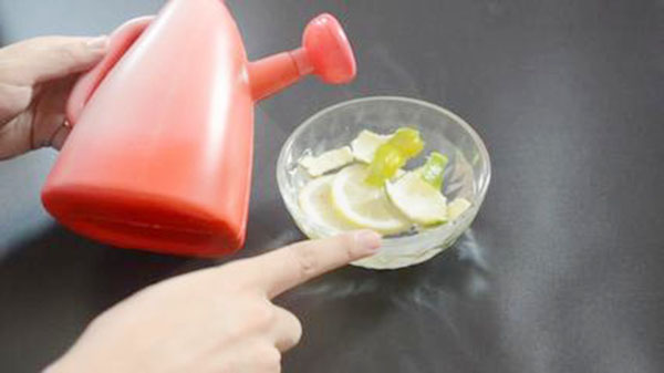 羽绒服放时间长了有味道怎么去除,如何去除羽绒服的异味小窍门