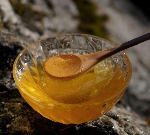 敏感皮肤可以用蜂蜜护肤吗,敏感肌肤可以保湿吗