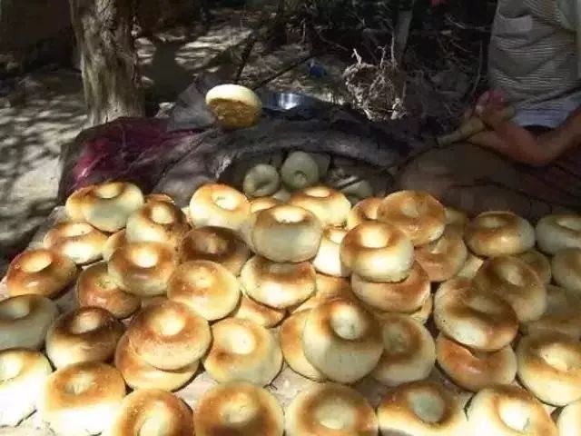 馕的种类,你吃过或见过的馕的种类