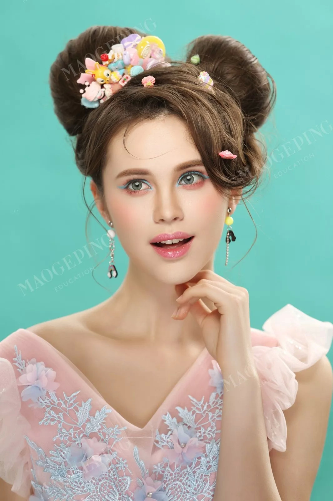 新娘化妆这个行业怎么样,新娘妆化妆师前途