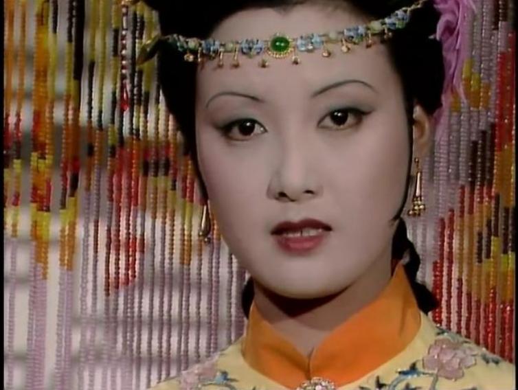 不怕红脸的关公就怕抿嘴的菩萨,不怕红脸关公就怕抿嘴观音