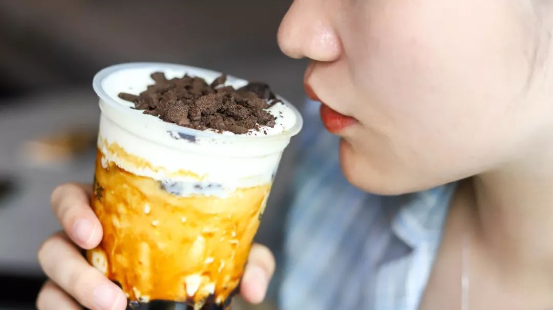 厦门“*力暴**奶茶店”!珍珠都要打碎喝