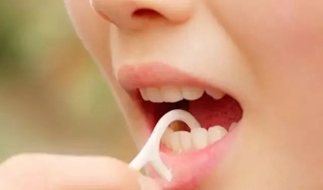 孩子嘴里味道很怪,儿童嘴里有消化不良的味道