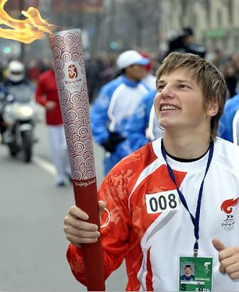 5分钟斩荷兰+四喜神迹枪手买他曾被普京抬价