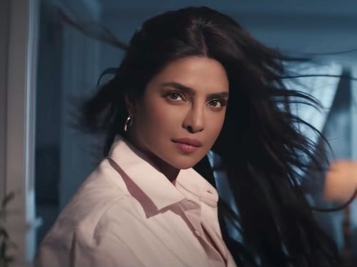 普里扬卡乔普拉海边照,普里扬卡乔普拉电影