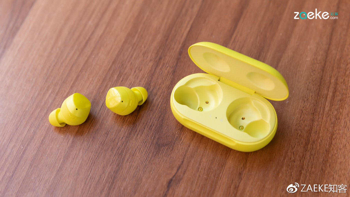 三星galaxybuds发布会,三星超广角有点歪