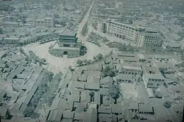 六号线怎么到钟楼,6号线钟楼出口