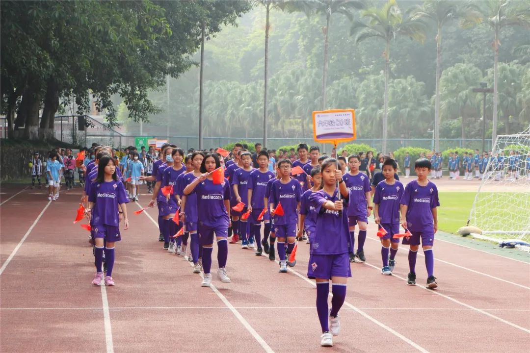 校园足球联赛拉开帷幕,点燃绿茵烽火
