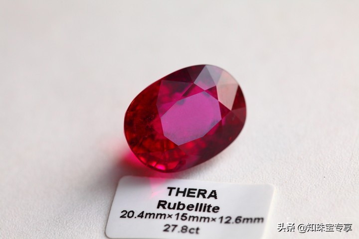 红碧玺算是宝石吗,红碧玺和碧玺有什么区别