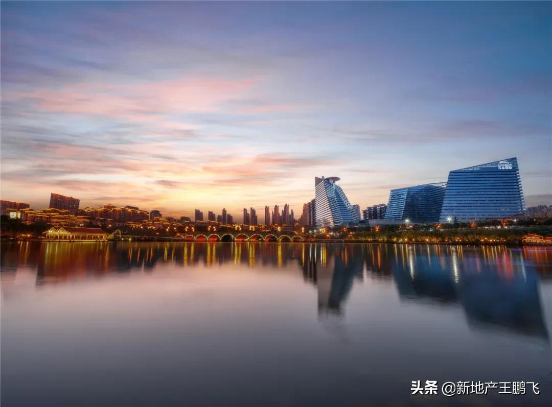 *瑰园玫**|曲江池畔的「叛逆少年」，匠心打磨的「凝固艺术」