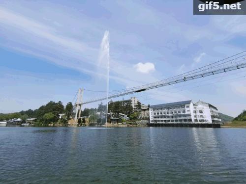 宁国恩龙世界木屋村免门票吗,宁国恩龙世界木屋玻璃桥门票