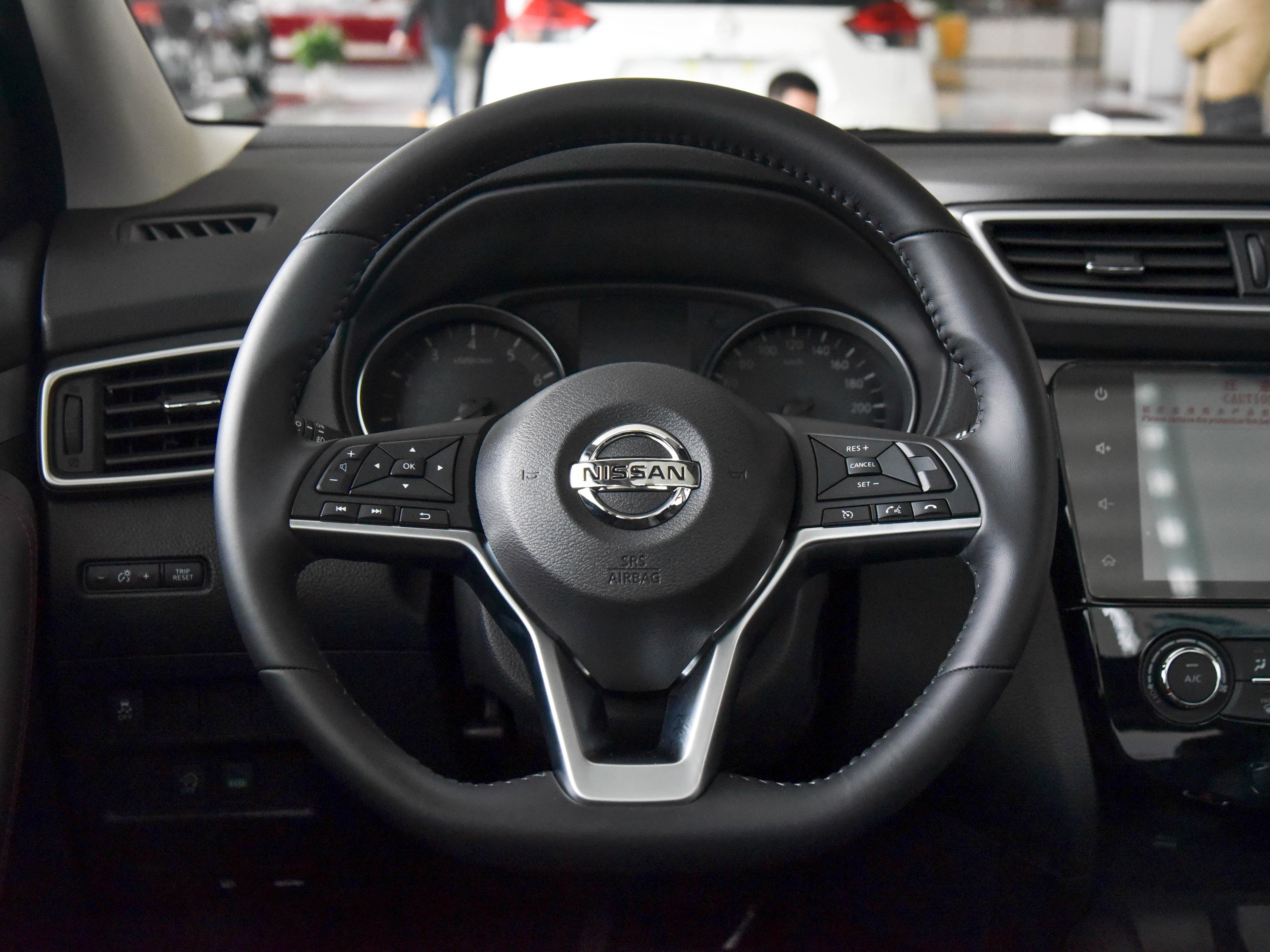 18款智享版日产逍客功能介绍,全新逍客的日产智联怎么使用