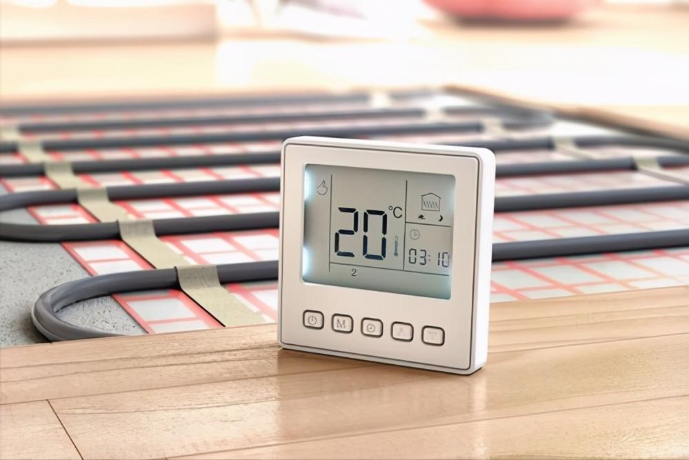 燃气壁挂炉可以取代供暖吗,燃气壁挂炉比地暖划算吗