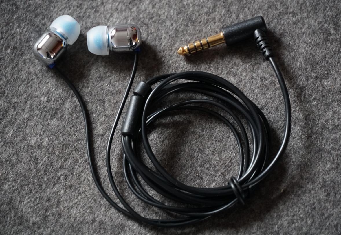 全球顶级品牌耳机,全球三大顶级耳机品牌