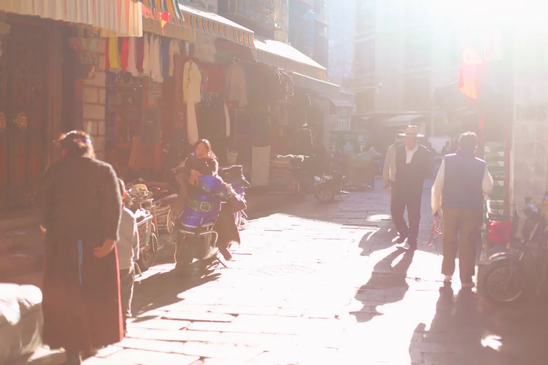 拉萨生活真实感受,日光之城拉萨旅游