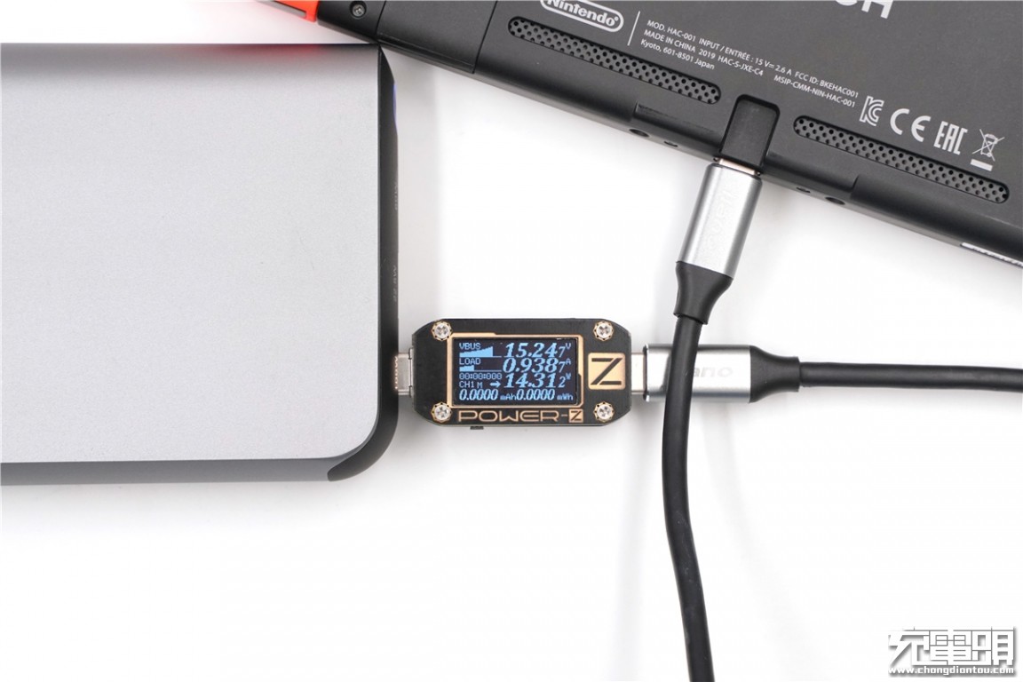 绿巨能22.5瓦充电器,绿巨能18w移动电源评测