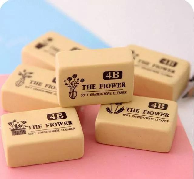 学霸的橡皮vs学渣的橡皮,一块橡皮就能看出学生是学霸