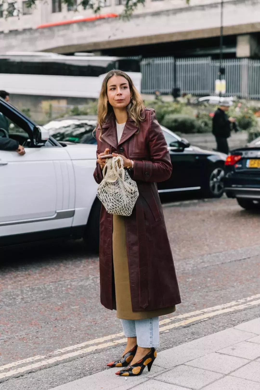 方领连衣裙冬天怎么穿,冬天也能穿的裙子