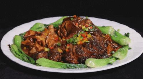 焯春笋时加点它，不用淘米水也能去涩，颜色还能更漂亮~