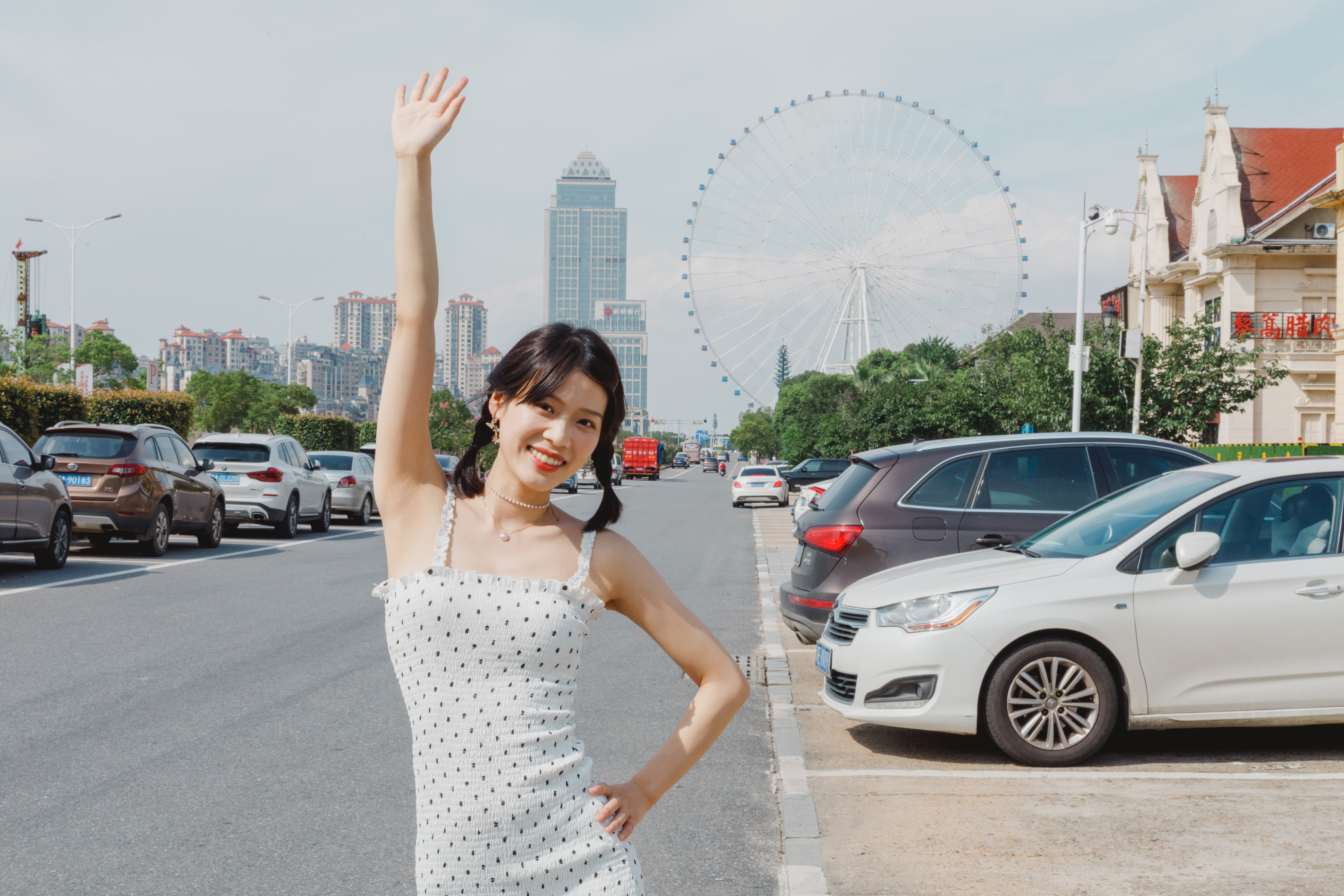 南昌之星摩天轮讲解,南昌之星摩天轮下面有什么玩