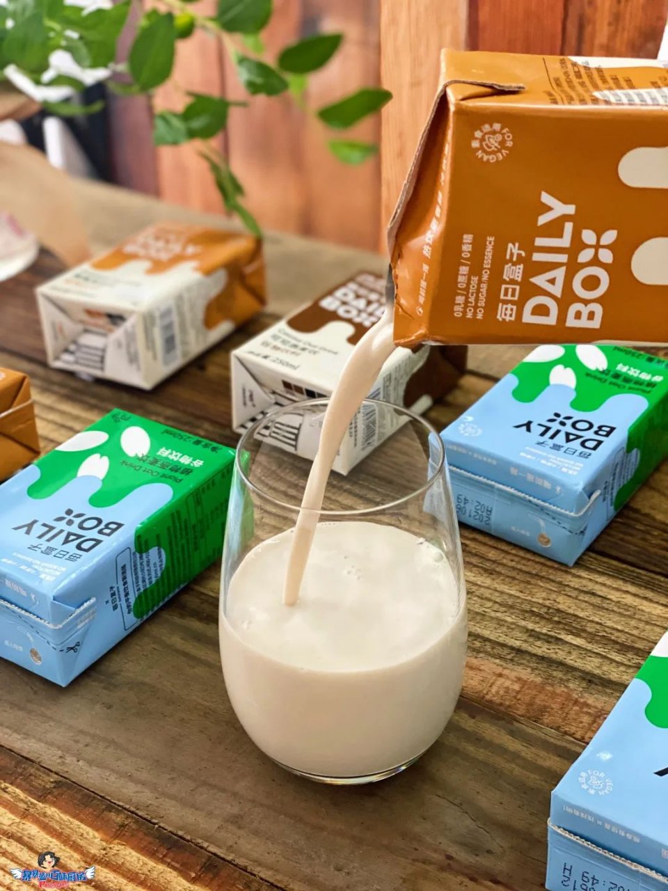 燕麦奶无糖0脂肪平价,五谷燕麦奶无糖低脂