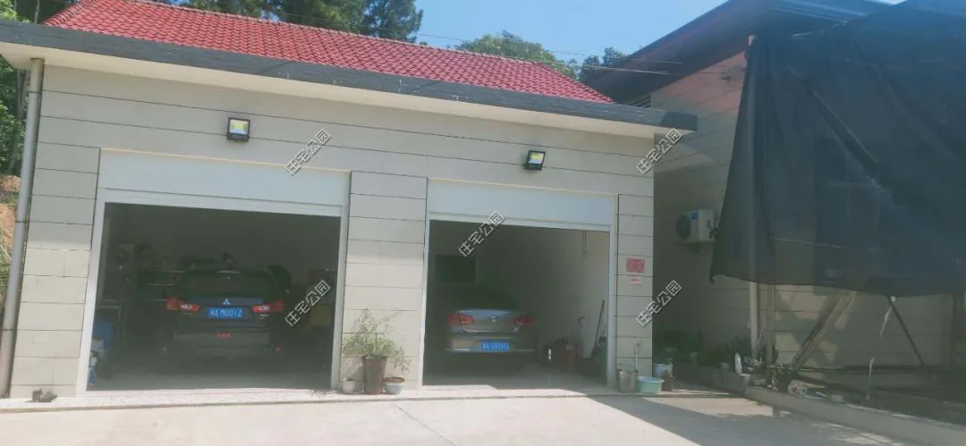 湖南陈先生30万自建农村小平房，有假山有菜园，占地1亩就是爽