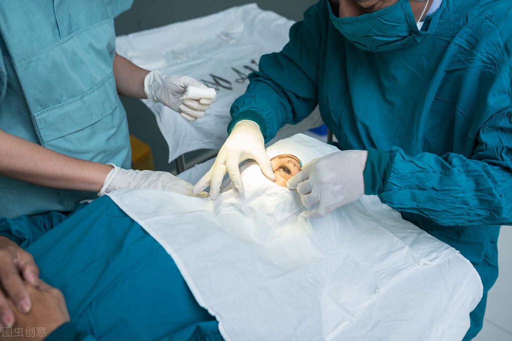 白内障失明50年还能复明吗,白内障失明了做手术也看不见