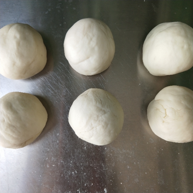 香肠小兔子馒头家常做法,小兔子馒头简单又好看