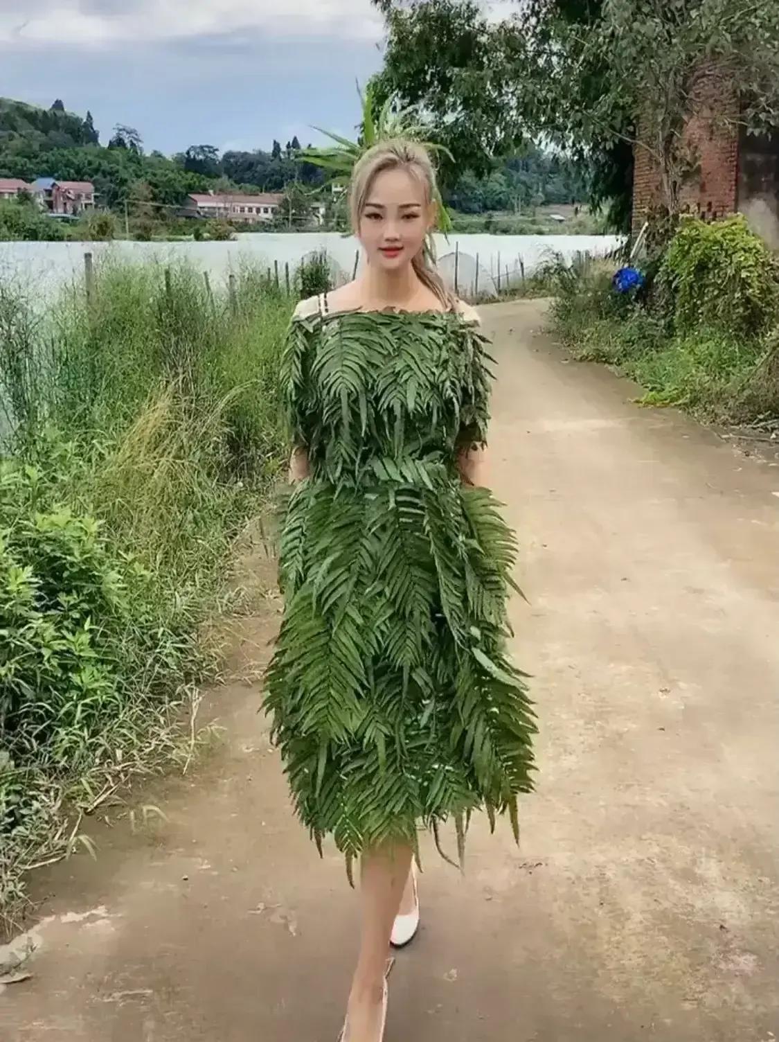 自己设计环保服装,大学生女生设计感衣服推荐