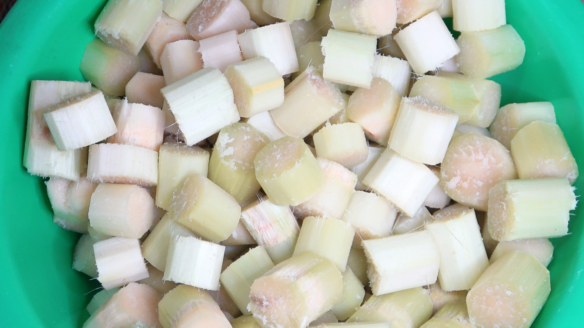 用100斤甘蔗熬红糖,用甘蔗自制红糖