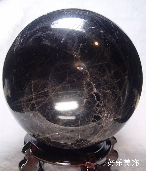 宝石之国动漫磷叶石的模样,宝石之国钻石图片动漫