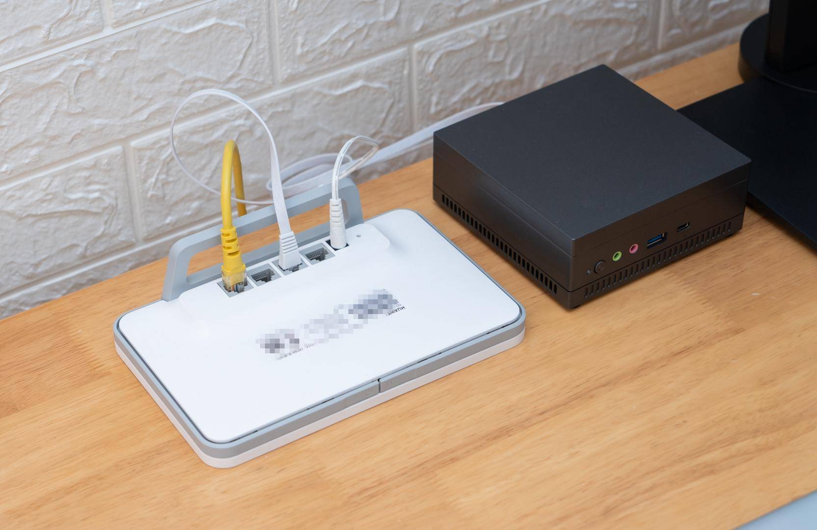 华为提高移动4g网速,华为移动路由器消耗手机流量