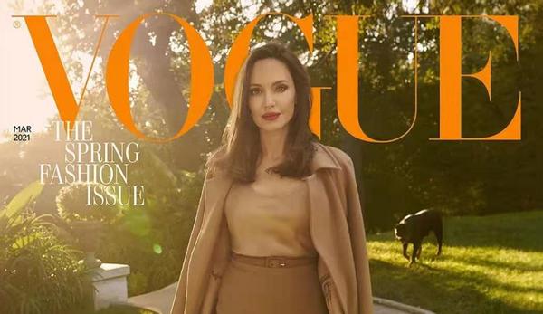 安吉丽娜·朱莉穿露脐装,安吉丽娜朱莉最新时尚穿搭