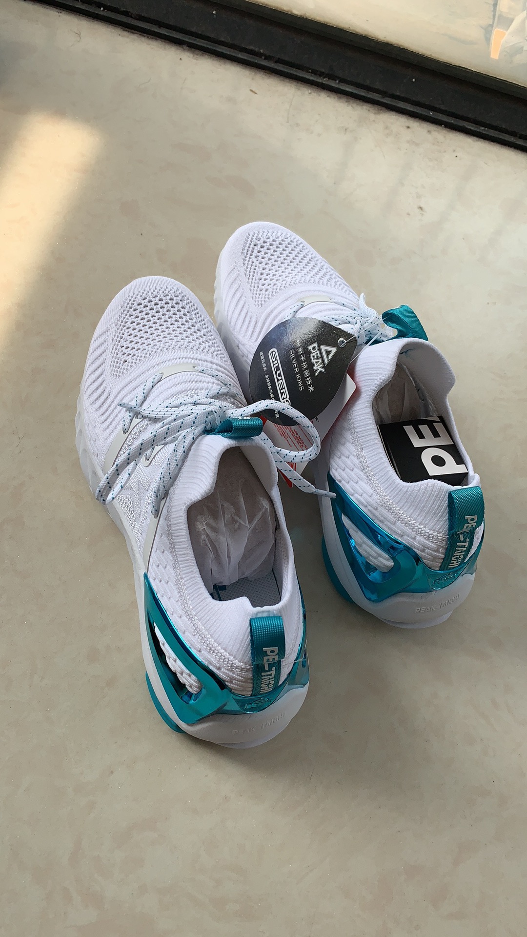 匹克态极跑鞋3.0对比4.0,匹克态极1.0跑鞋测评