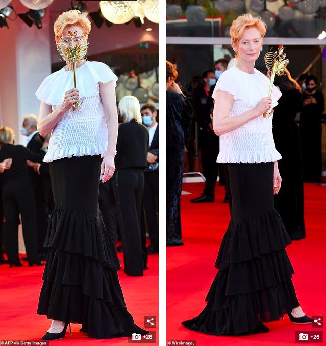 香奈儿金球奖红毯,香奈儿红毯造型点评