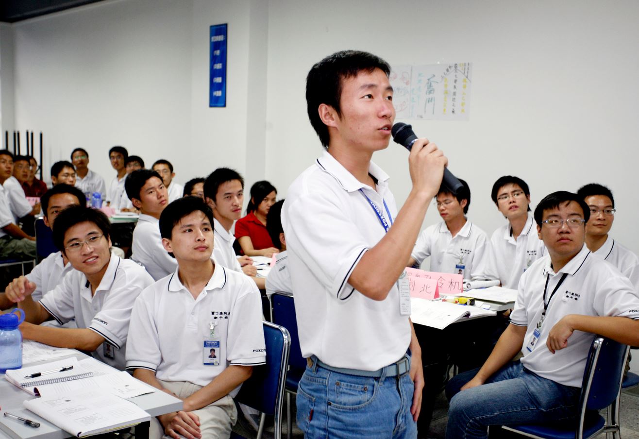 郭台铭富士康最新五天八小时制度,郭台铭怎样管理富士康视频