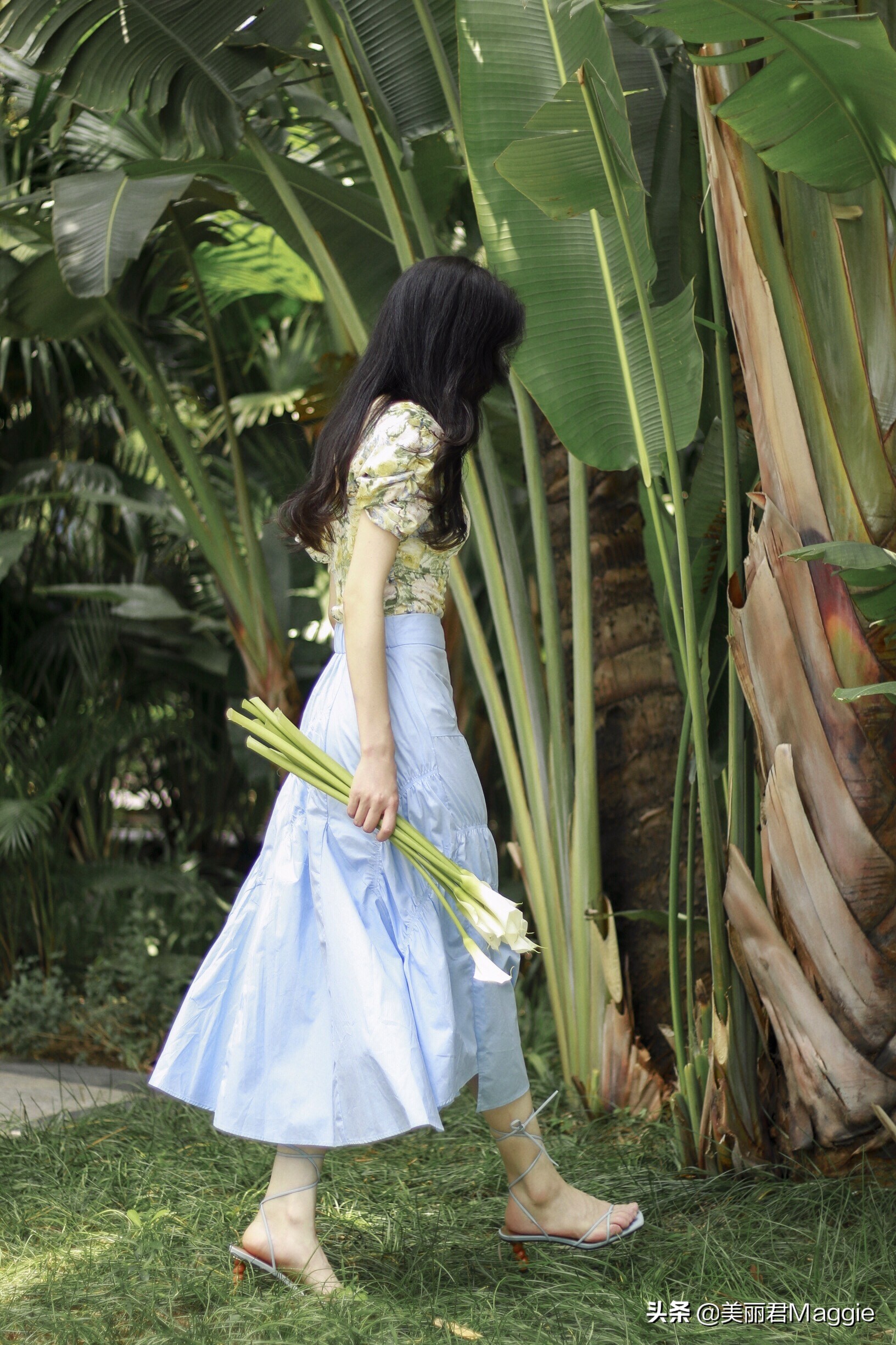 maggie缇庝附鐗╄绌胯。,maggie鐨勭編涓界墿璇皬绾功