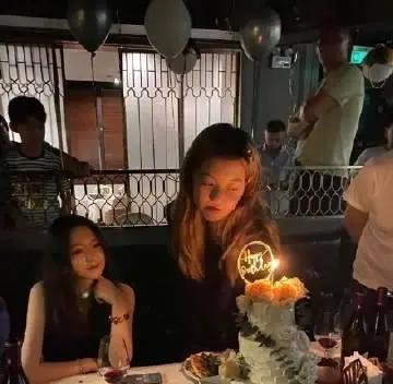 迪士尼冒牌公主,上海迪士尼冒牌公主