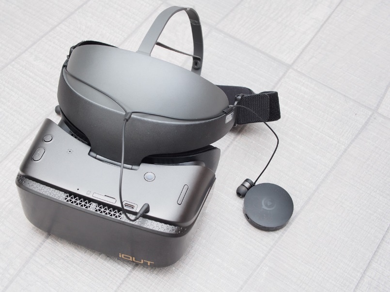 带你体验VR世界——爱奇艺奇遇2SVR一体机胶片灰