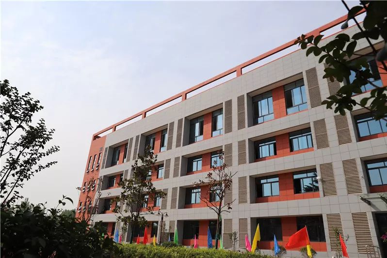 家门口的好学校建设路,西安市长安区初级中学排名榜